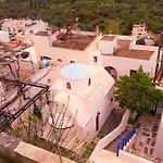 Διαμέρισμα Rosabella *